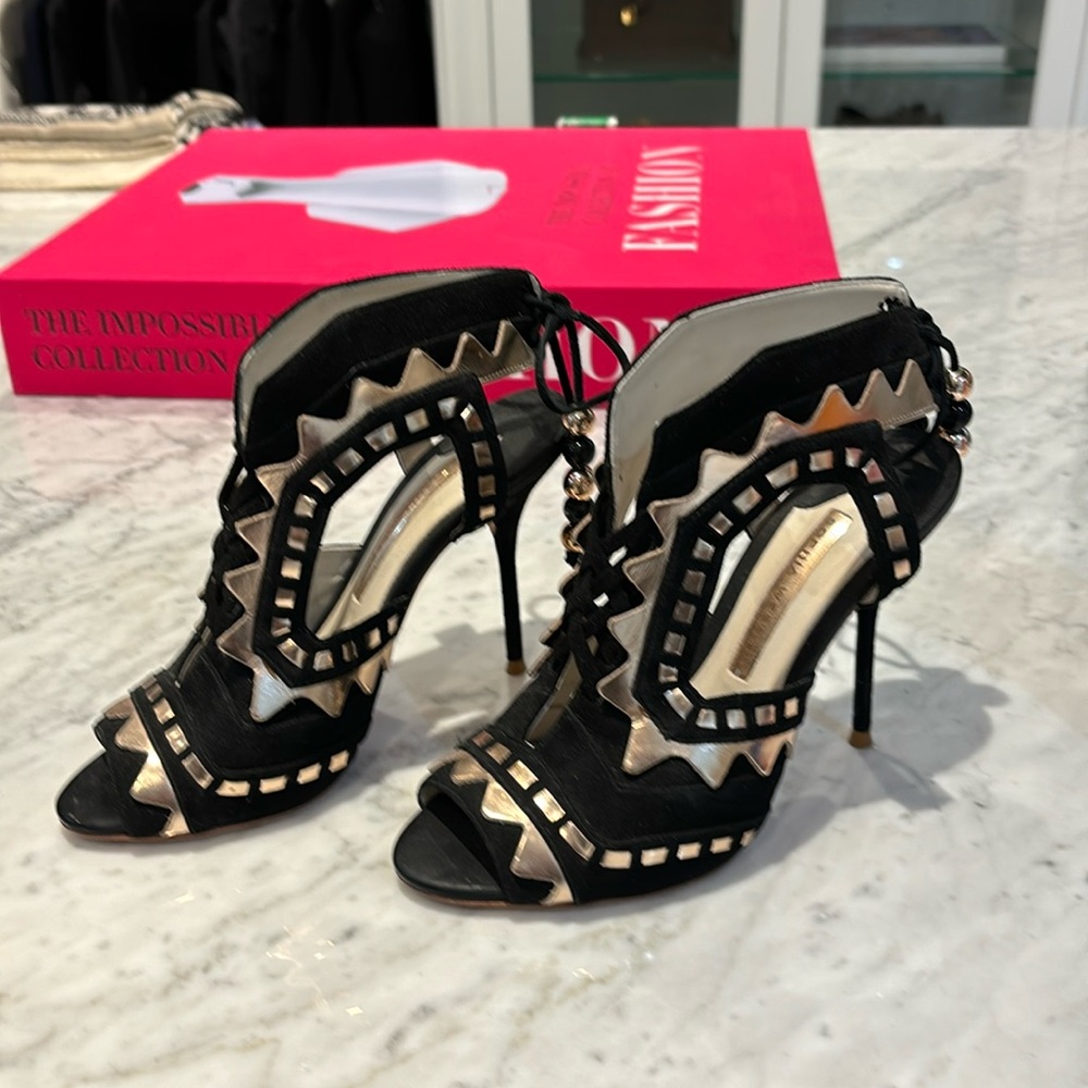 Sophia, Webster heels
